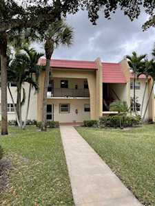 163 Lake Evelyn Drive West Palm Beach, FL 33411