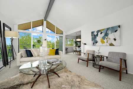 2501 Canterbury Ln E #417 Seattle, WA 98112
