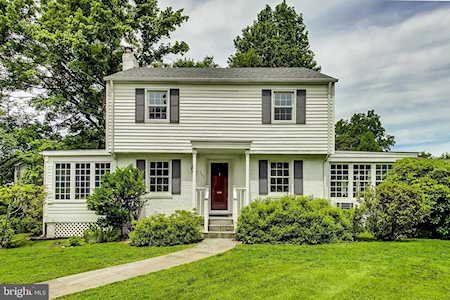 2701 Spencer Rd Chevy Chase, MD 20815