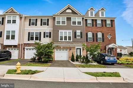 8452 Craggan Ln Manassas, VA 20109
