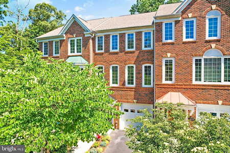 10506 Erik Charles Ct Burke, VA 22015