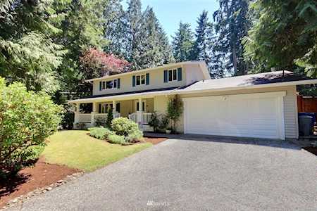 16225 SE 42nd Place Bellevue, WA 98006