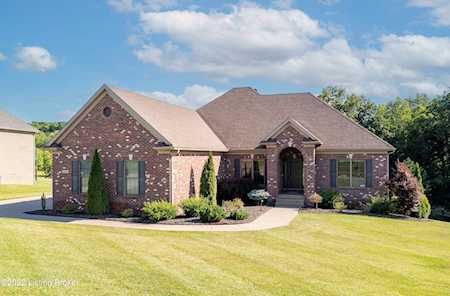 3010 Fallen Wood Ln La Grange, KY 40031