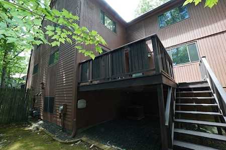 140 Mountain Gate Rd #140 Ashland, MA 01721