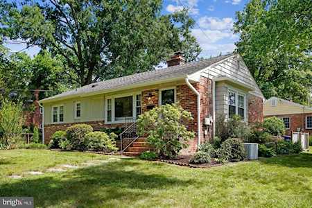 8111 Bainbridge Rd Alexandria, VA 22308
