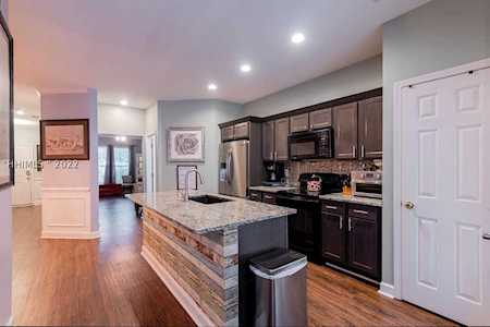 63 Regent Ave Bluffton, SC 29910
