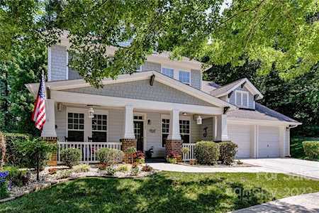 17205 Lake Path Dr Cornelius, NC 28031