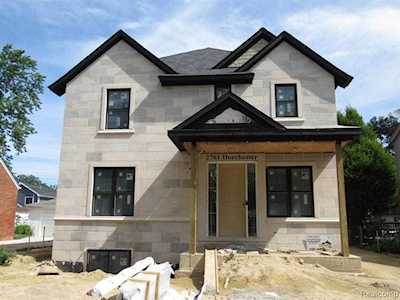 2761 Dorchester Rd Birmingham, MI 48009