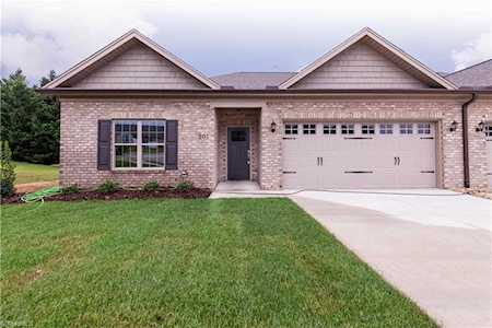302 Kingsfield Forest Drive Archdale, NC 27263