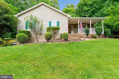 956 Wilderness Rd Linden, VA 22642