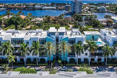 365 SE 6th Avenue #305 Delray Beach, FL 33483
