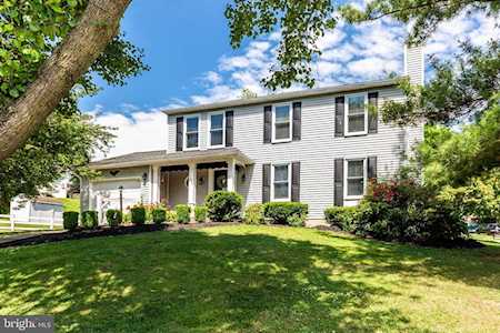 1290 Fairway Dr Westminster, MD 21158