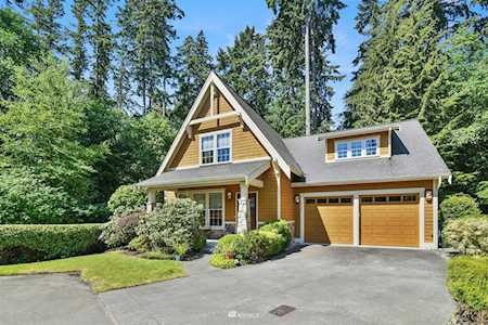 10173 NE Garibaldi Loop Bainbridge Island, WA 98110