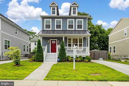 4504 40th St North Brentwood, MD 20722