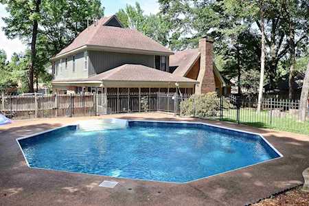 8405 Walnut Trace Cv Memphis, TN 38018