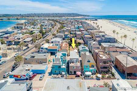 723 San Gabriel Pl San Diego, CA 92109
