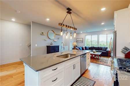 923 Cityscape Dr Charlotte, NC 28205