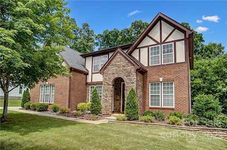 7200 Garden Hill Dr Huntersville, NC 28078