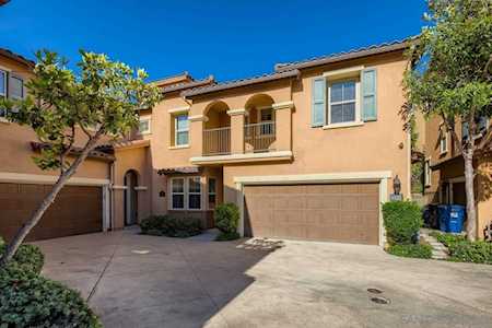 8528 Old Stonefield Chase San Diego, CA 92127