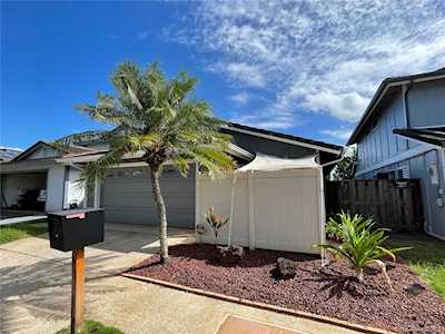 94-1005 Lauwi Place Waipahu, HI 96797