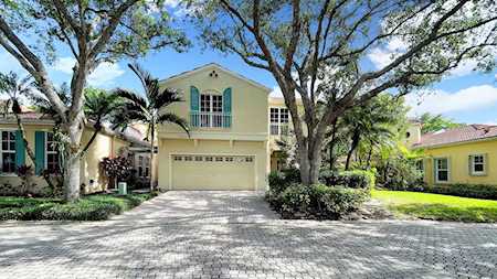 10 Via Tivoli Palm Beach Gardens, FL 33418