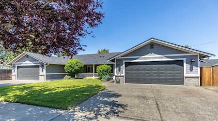 801 3rd Ave NW #B Puyallup, WA 98371