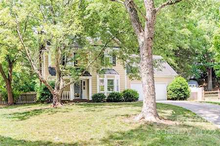 2802 Winghaven Ln Charlotte, NC 28210