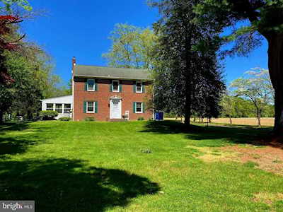 871 Route 40 Pilesgrove, NJ 08098