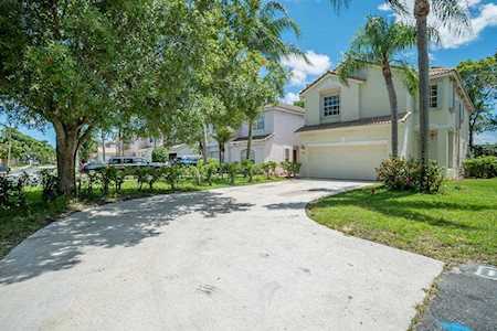 7171 Pigeon Key Way Lake Worth Beach, FL 33467