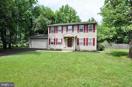 20 White Pine Dr Medford, NJ 08055