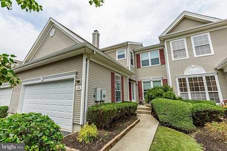 126 Coburn Rd Pennington, NJ 08534