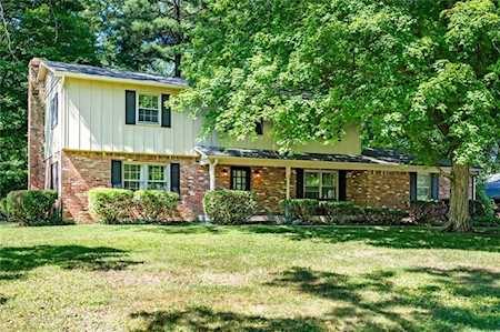 588 King Dr Indianapolis, IN 46260