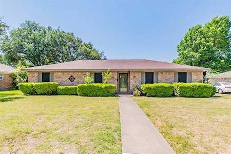 1520 Amherst Drive Plano, TX 75075