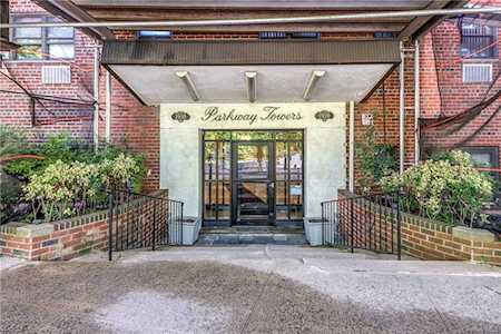 1910 S Pelham Parkway #1B Bronx, NY 10461