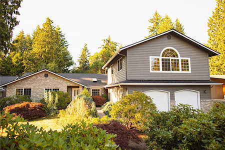 9625 236th St SW Edmonds, WA 98020