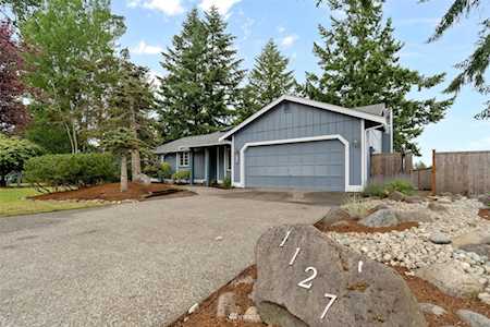 1127 Summerfield Dr SE Olympia, WA 98513