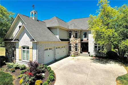 5376 Chancery Blvd Greenwood, IN 46143