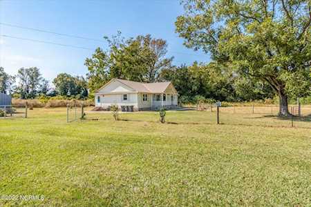 295 Willie Hatcher Road Chinquapin, NC 28521