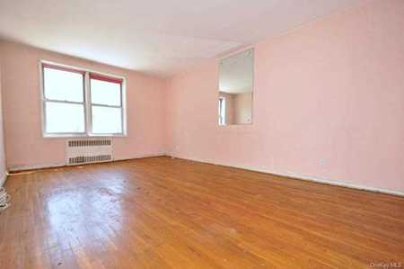491 Riverdale Ave #3E Yonkers, NY 10705