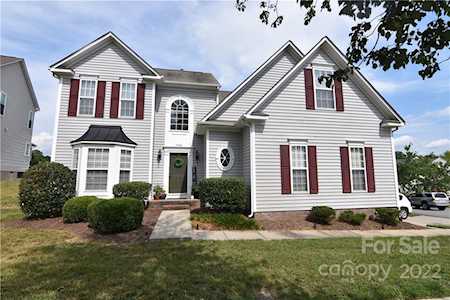 2566 Shannon Dr Belmont, NC 28012
