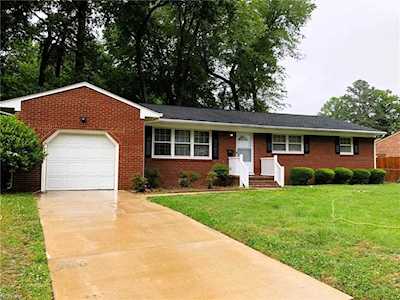 106 Cindy Circle Newport News, VA 23602