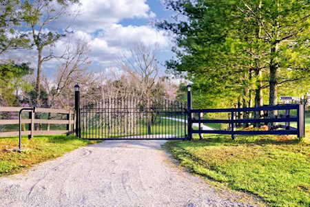 384 Goose Creek Ct Taylorsville, KY 40071