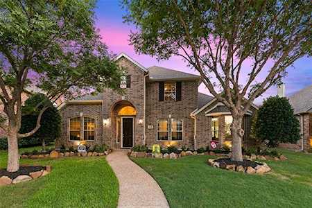 3247 Barkwood Lane Frisco, TX 75033