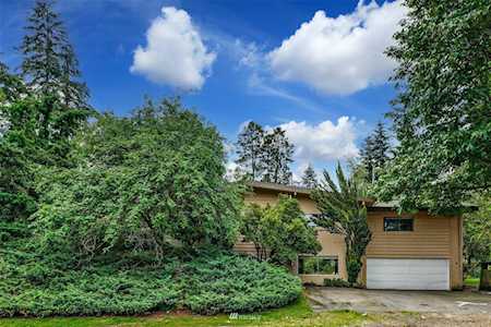 107 NW 185th St Shoreline, WA 98177