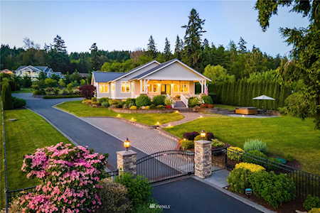 17304 Lemolo Shore Dr NE Poulsbo, WA 98370