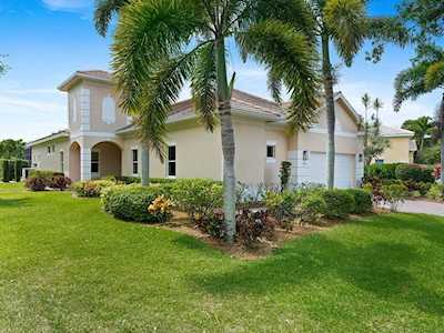 1310 River Reach Dr Vero Beach, FL 32967