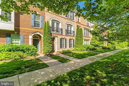 19342 Gardner View Square Leesburg, VA 20176