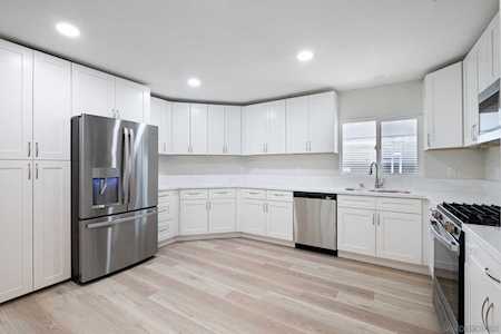 7220 San Lucas #188 Carlsbad, CA 92011