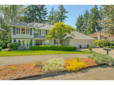 7 Scarborough Dr Lake Oswego, OR 97034