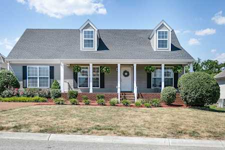 1106 Mcdonough Cir Thompsons Station, TN 37179